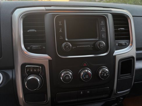 Used 2019 RAM 1500 Classic SLT RWD image 2