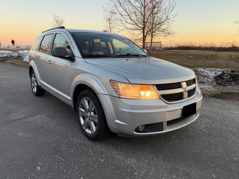 Used 2009 Dodge Journey SXT w/ Rear Seat Video Group image 12