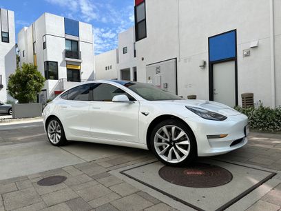 Used 2018 Tesla Model 3 Long Range