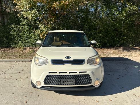 Used 2015 Kia Soul ! w/ Umber Package 1 image 5