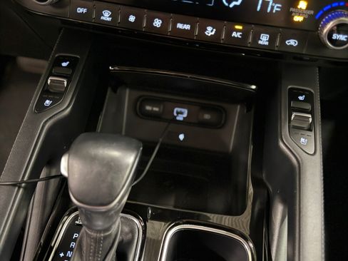 Used 2020 Kia Telluride EX image 11