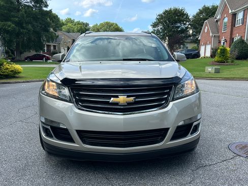 Used 2015 Chevrolet Traverse LT FWD image 6
