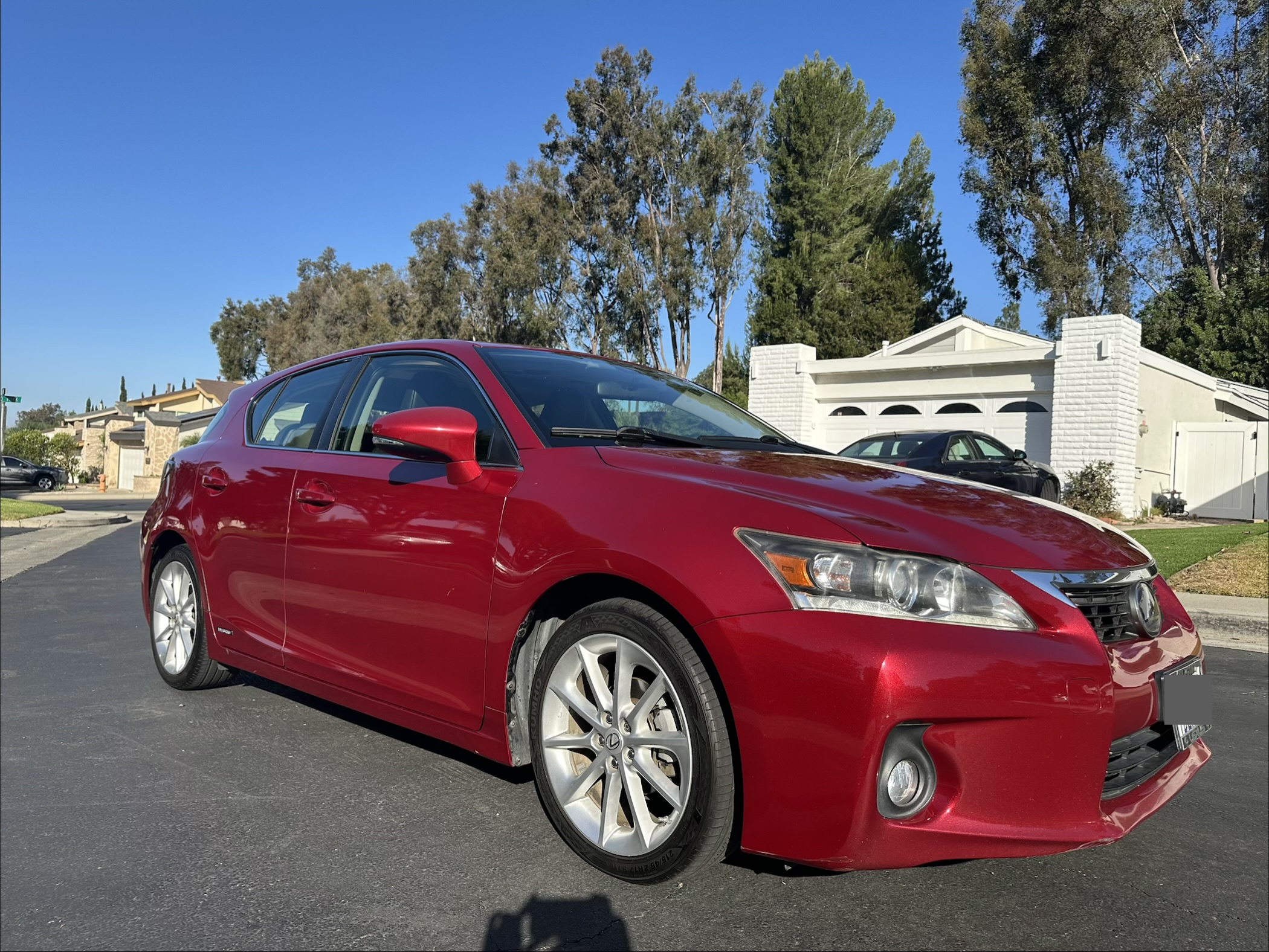 Used 2012 Lexus CT 200h Premium FWD image 1