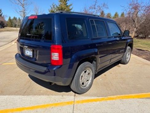 Used 2016 Jeep Patriot Sport w/ Power Value Group image 9