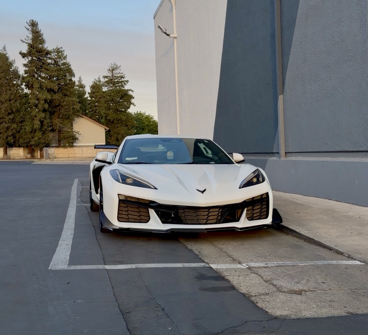 Used 2024 Chevrolet Corvette Z06 RWD image 4