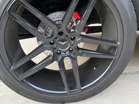 Used 2017 Mercedes-Benz G 63 AMG 4MATIC image 6