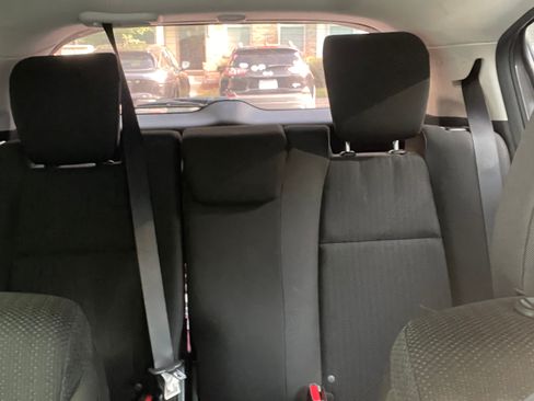 Used 2018 Honda HR-V LX image 6