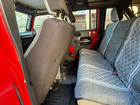 Used 2007 Jeep Wrangler Unlimited X image 11