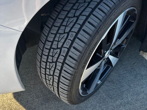 Used 2018 Subaru Impreza 2.0i Sport image 15