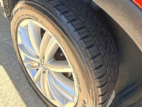 Used 2009 Volkswagen Tiguan SEL image 11