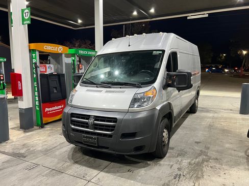 Used 2018 RAM ProMaster 3500 image 2