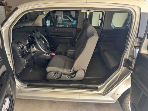 Used 2007 Honda Element SC image 10