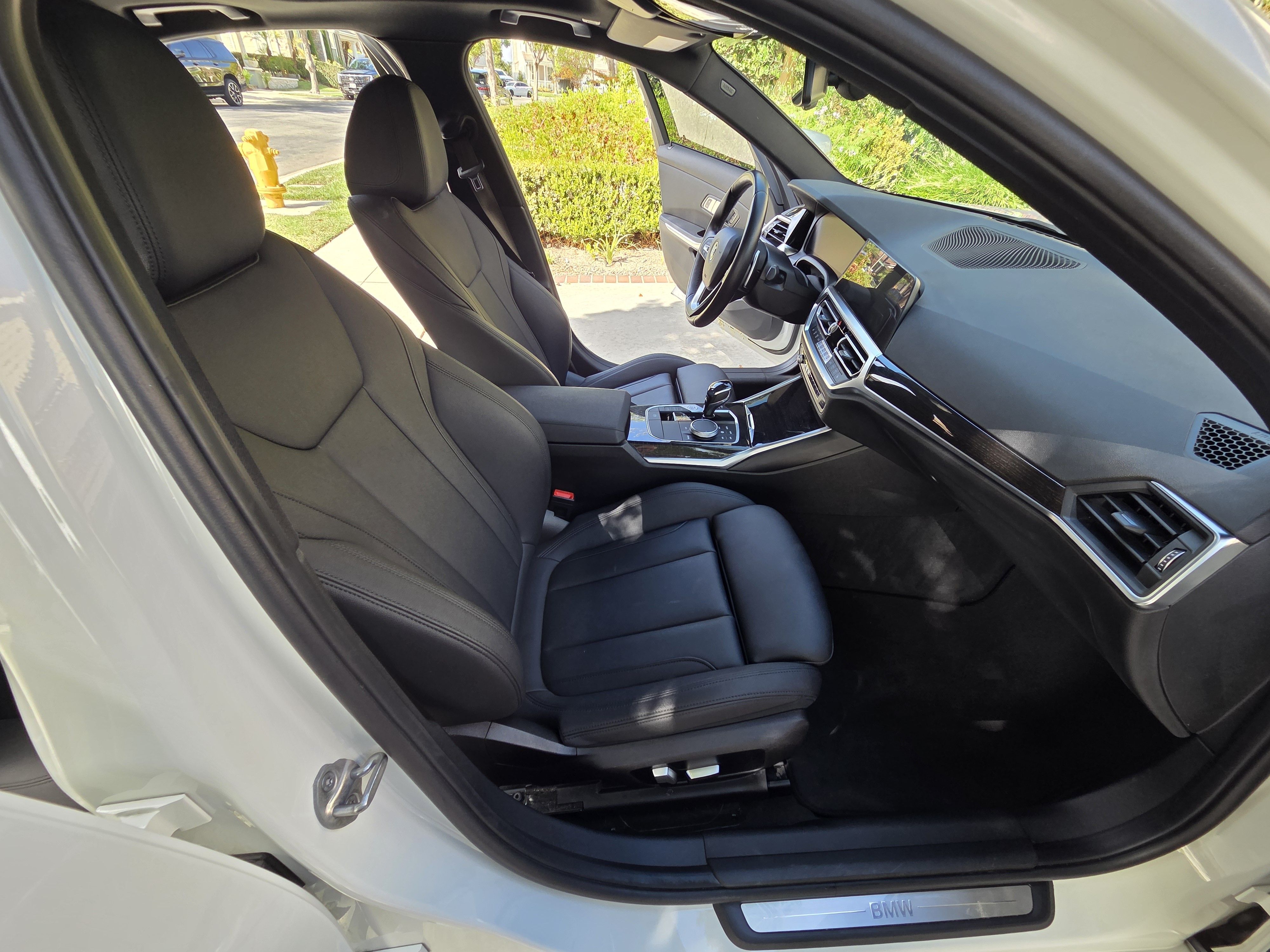 Used 2021 BMW 330i Sedan w/ Driving Assistance Package RWD image 19