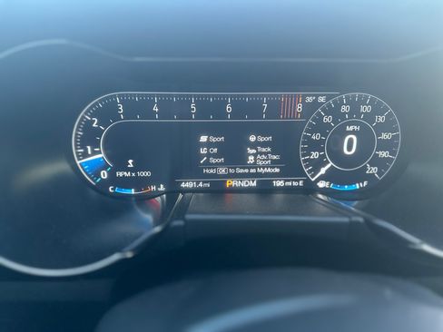 Used 2021 Ford Mustang Shelby GT500 w/ Technology Package image 13