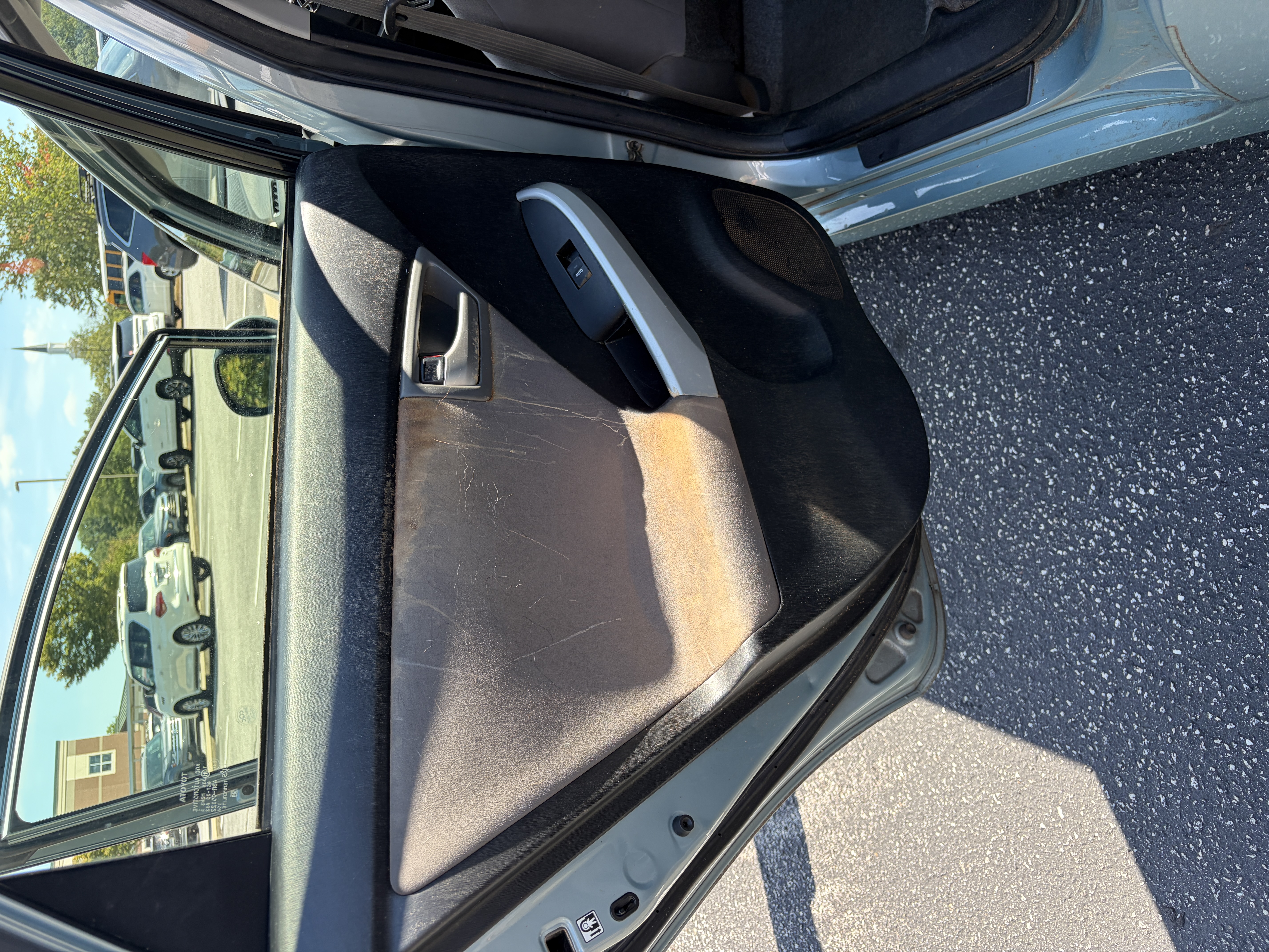 Used 2014 Toyota Prius Two FWD image 5