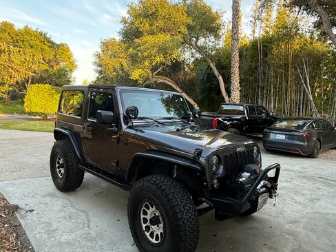 Used 2016 Jeep Wrangler Sport w/ Quick Order Package 24S AWD/4WD image 9