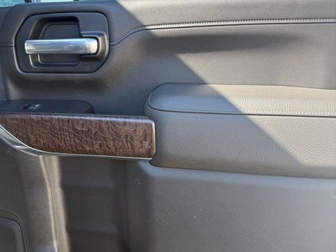 Used 2021 GMC Sierra 2500 Denali w/ Denali Ultimate Package image 10