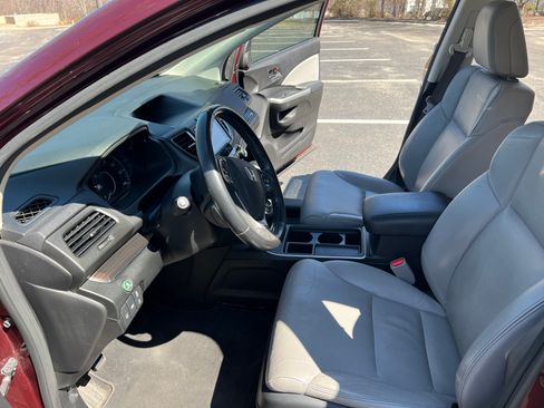 Used 2015 Honda CR-V Touring image 10