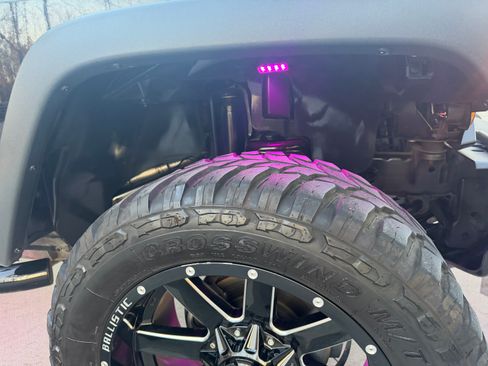 Used 2016 Jeep Wrangler Unlimited Sport w/ Quick Order Package 24S image 17