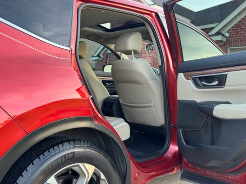 Used 2017 Honda CR-V EX image 12