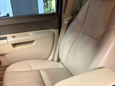 Used 2012 Chevrolet Silverado 1500 LT w/ All-Star Edition AWD/4WD image 10