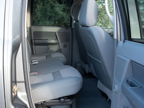 Used 2007 Dodge Ram 2500 Truck SLT w/ Sound & Security Group AWD/4WD image 11
