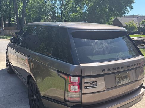 Used 2016 Land Rover Range Rover HSE AWD/4WD image 5