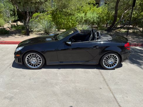Used 2005 Mercedes-Benz SLK 55 AMG image 2