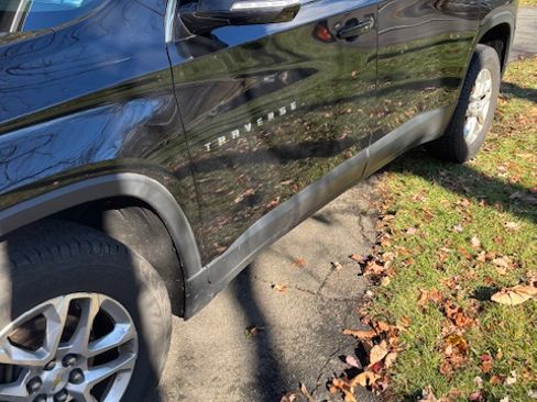 Used 2018 Chevrolet Traverse LT image 4