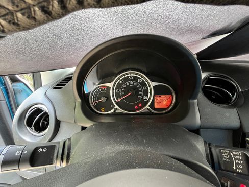 Used 2011 MAZDA MAZDA2 Touring image 14