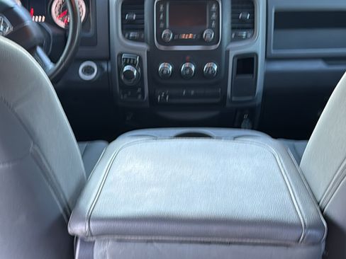Used 2015 RAM 1500 Express AWD/4WD image 8