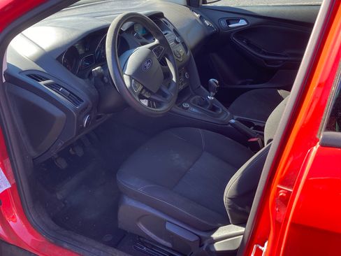 Used 2017 Ford Focus SE image 11