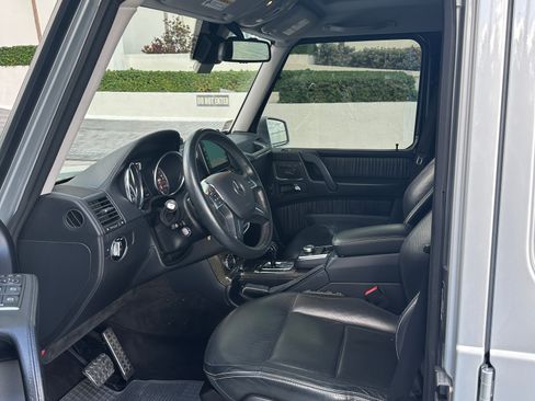 Used 2017 Mercedes-Benz G 550 image 2