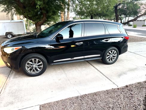 Used 2013 INFINITI JX35 FWD w/ Premium Pkg image 1