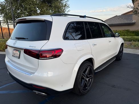 Used 2021 Mercedes-Benz GLS 580 4MATIC image 10