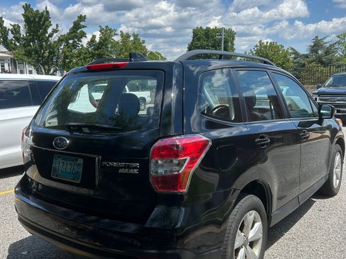 Used 2016 Subaru Forester 2.5i w/ Alloy Wheel Package AWD/4WD image 5