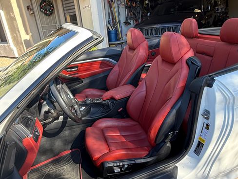 Used 2017 BMW 430i Convertible image 4