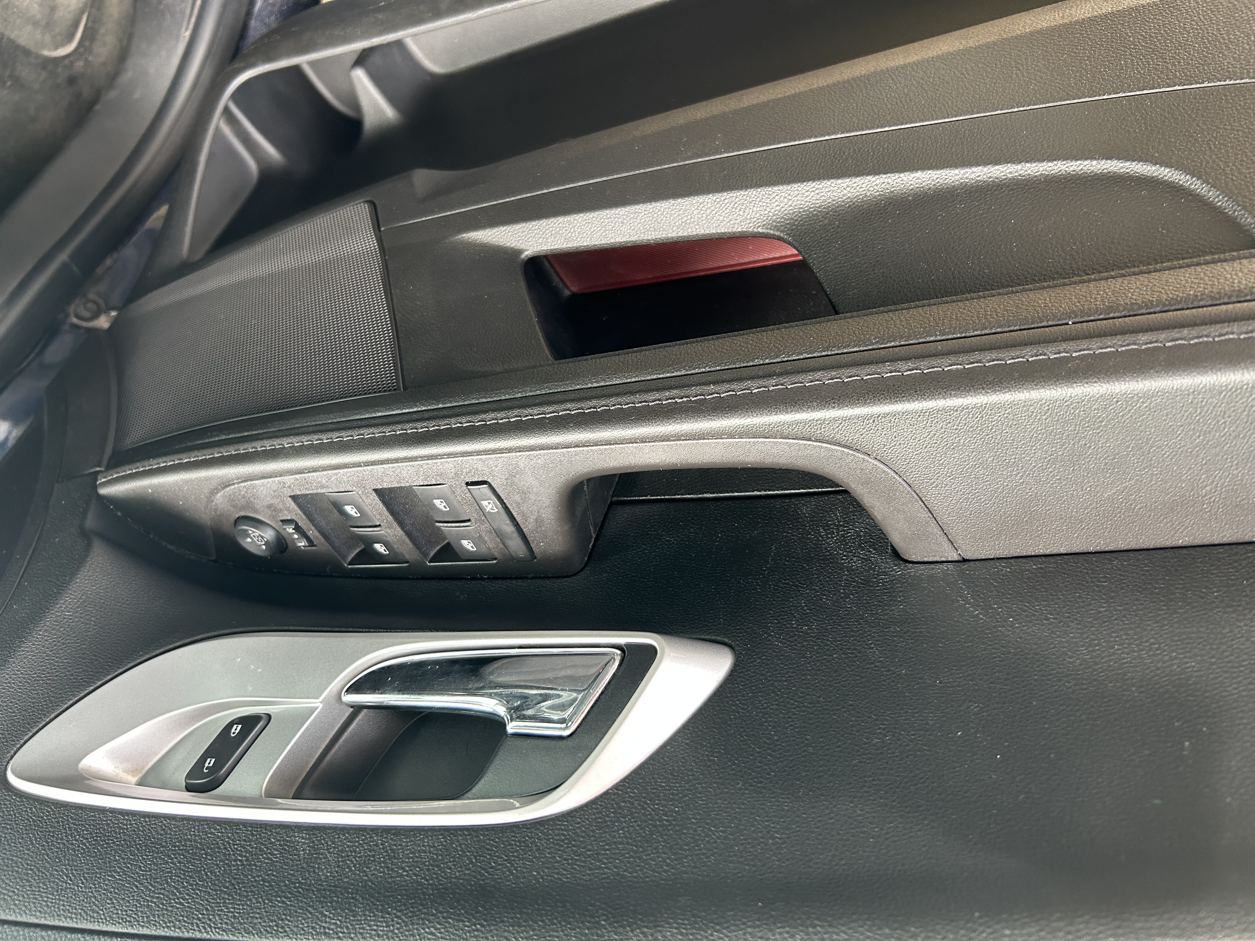 Used 2015 Chevrolet Equinox LS FWD image 24