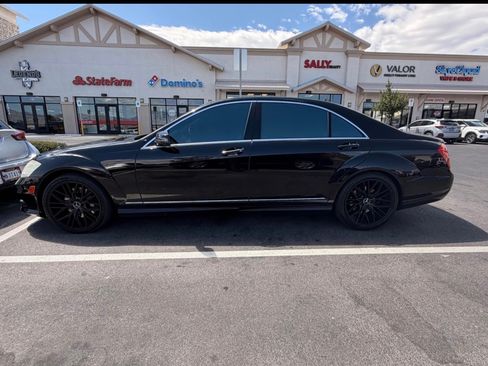 Used 2010 Mercedes-Benz S 550 image 8