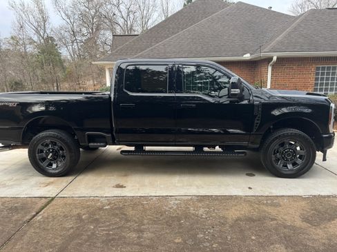 Used 2024 Ford F250 Lariat w/ Lariat Ultimate Package image 1