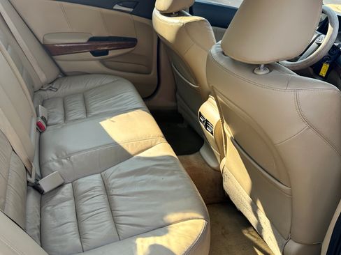 Used 2011 Honda Accord EX-L image 16