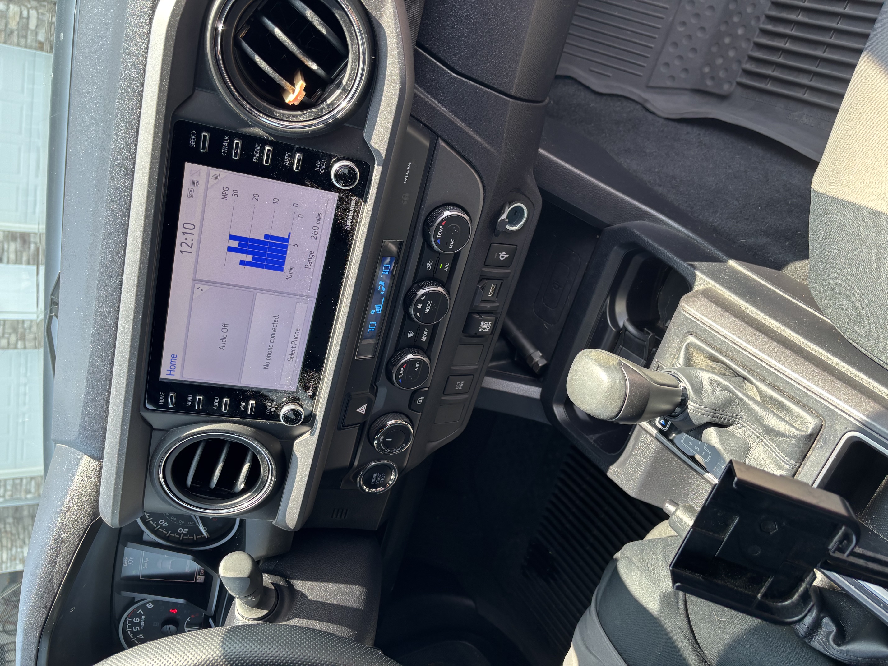 Used 2021 Toyota Tacoma TRD Off-Road AWD/4WD image 16