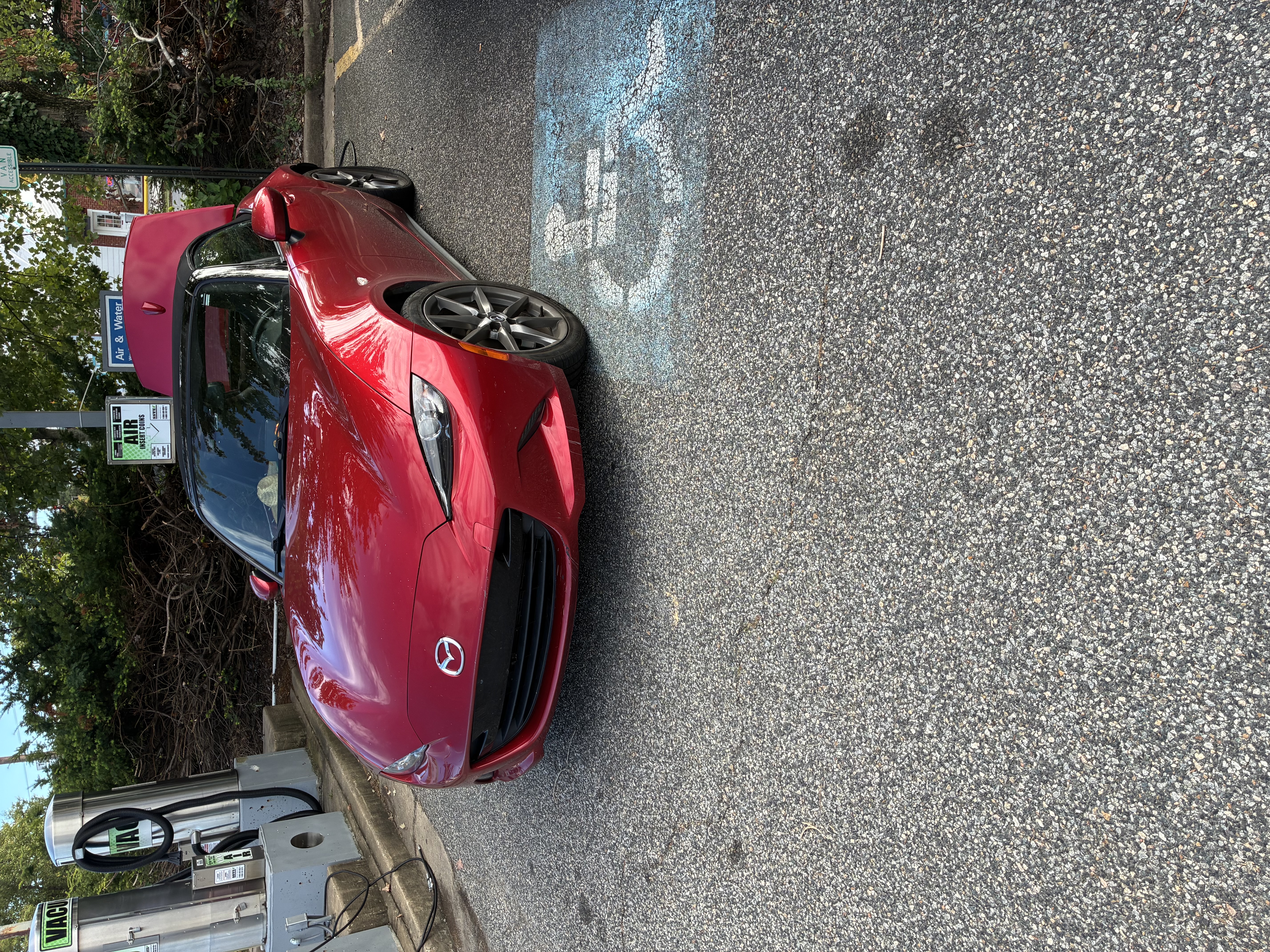 Used 2016 MAZDA MX-5 Miata Grand Touring RWD image 4