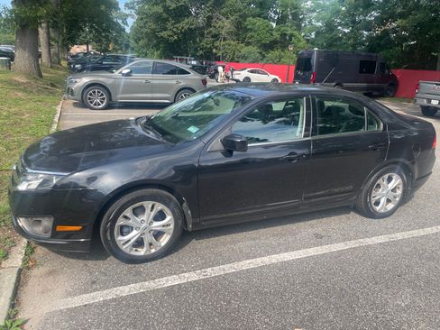 Used 2012 Ford Fusion SE FWD image 2
