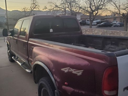 Used 2000 Ford F350 4x4 Crew Cab DRW Super Duty image 1