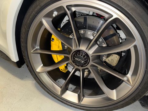 Used 2014 Porsche 911 GT3 RWD image 11