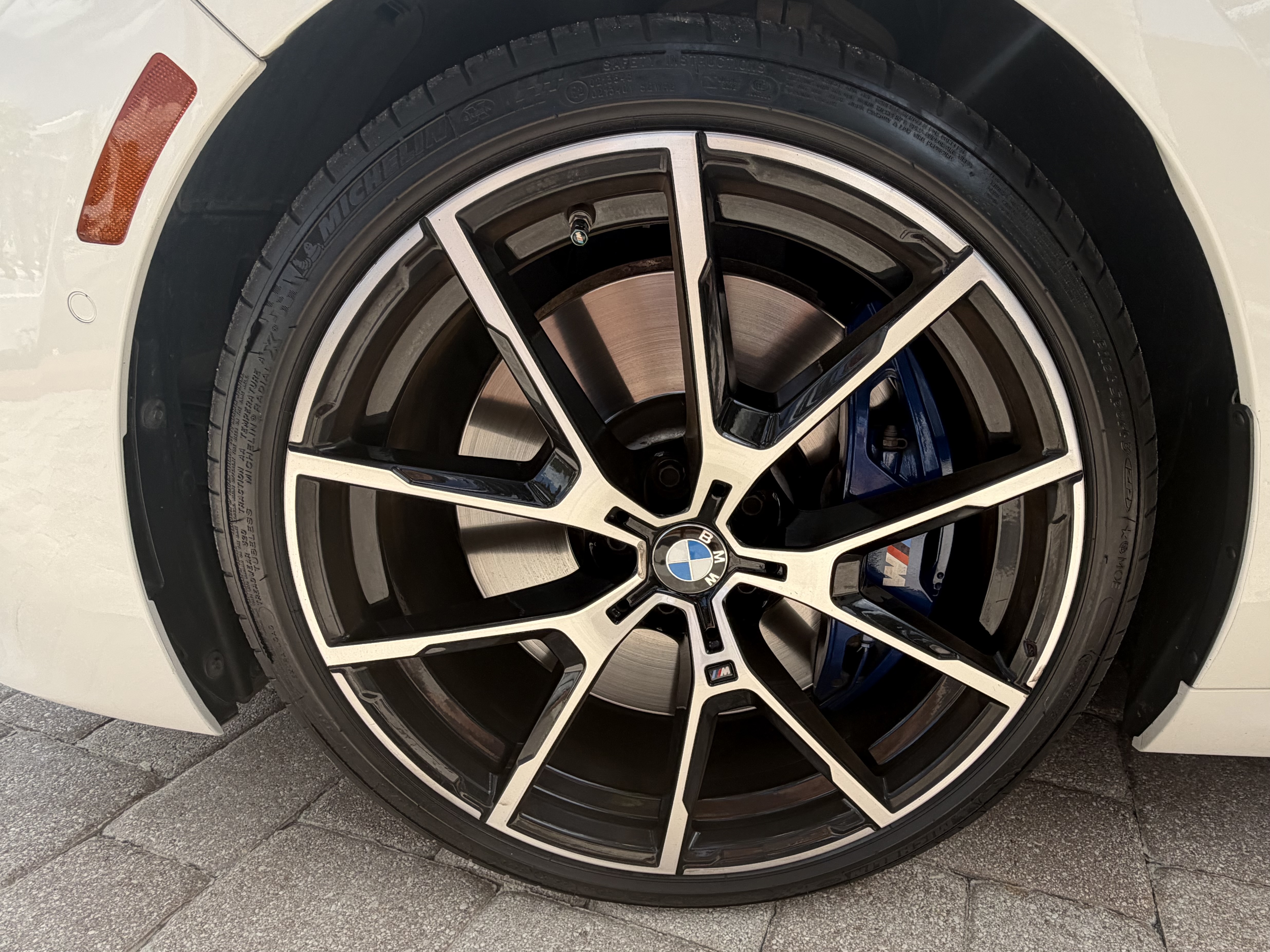 Used 2019 BMW M850i xDrive Convertible AWD/4WD image 31