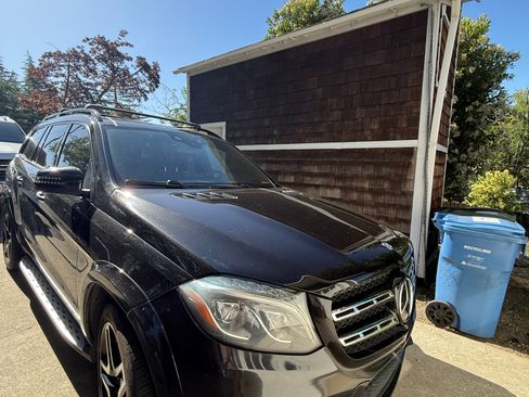 Used 2017 Mercedes-Benz GLS 550 4MATIC image 6