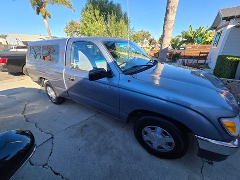 Used 1997 Toyota Tacoma 2WD Regular Cab image 11