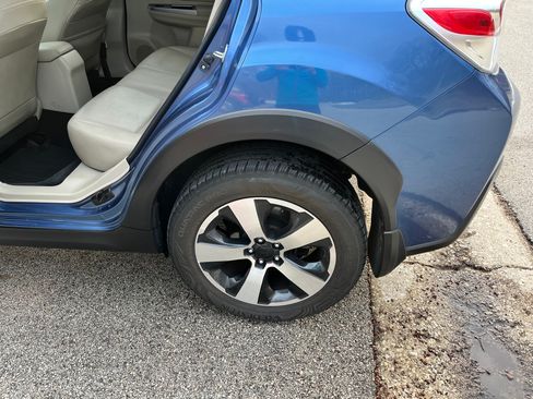 Used 2014 Subaru Crosstrek Touring w/ Popular Package #2 image 29